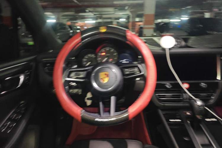 Used Porsche Macan 2022 Macan 2.0T Steering Wheel
