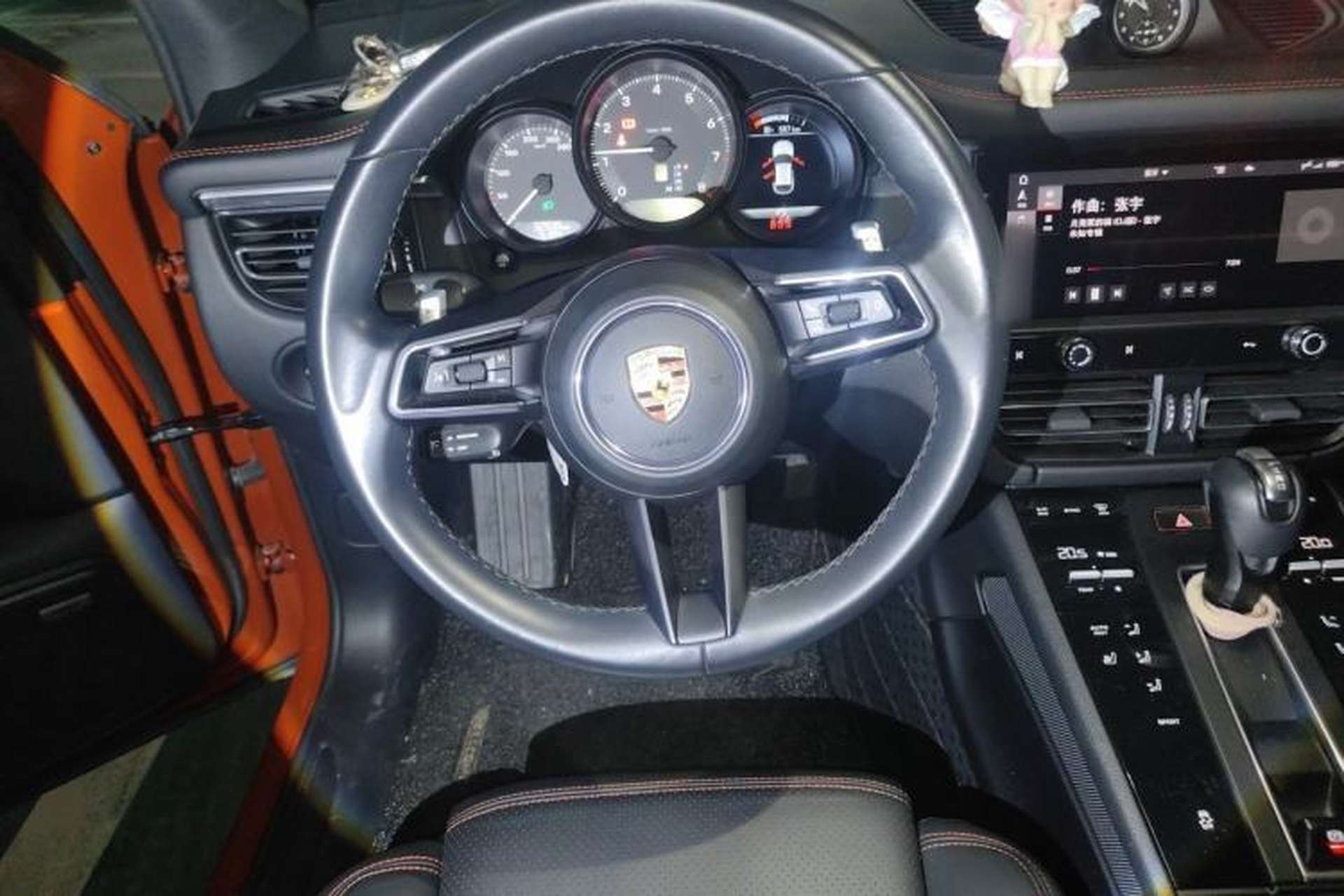 Used Porsche Macan 2022 Macan 2.0T Steering Wheel