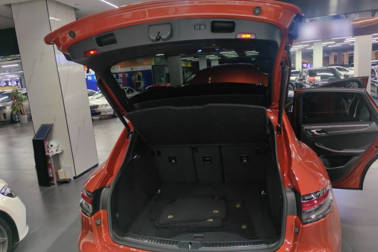 Used Porsche Macan 2022 Macan 2.0T Trunk