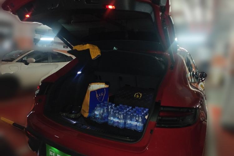 Used Porsche Macan 2022 Macan 2.0T Trunk
