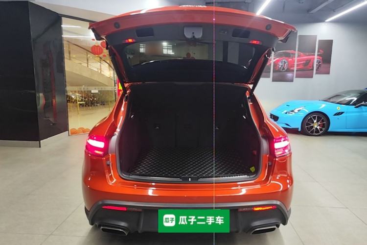 Used Porsche Macan 2022 Macan 2.0T Trunk
