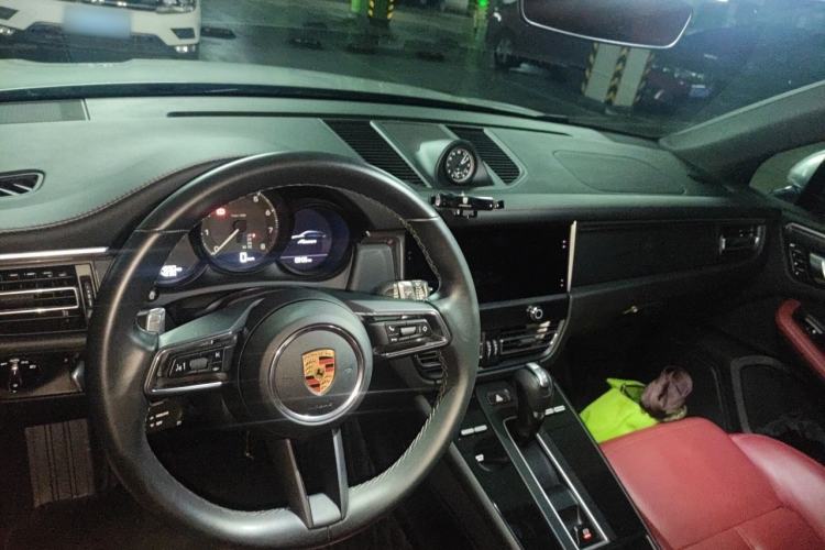 Used Porsche Macan 2022 Macan 2.0T Center Console