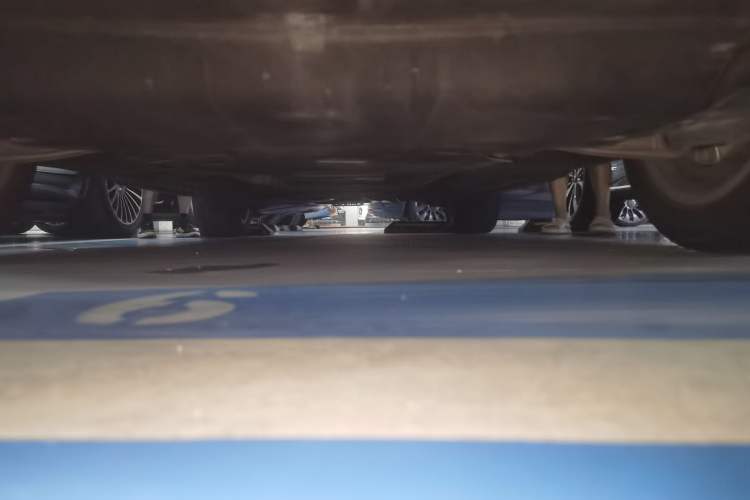 Used Porsche Macan 2022 Macan 2.0T Chassis Front