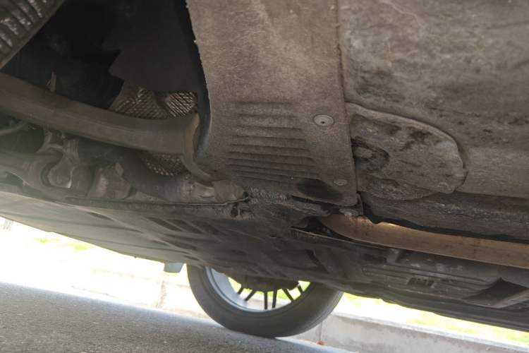 Used Porsche Macan 2022 Macan 2.0T Chassis Front Left