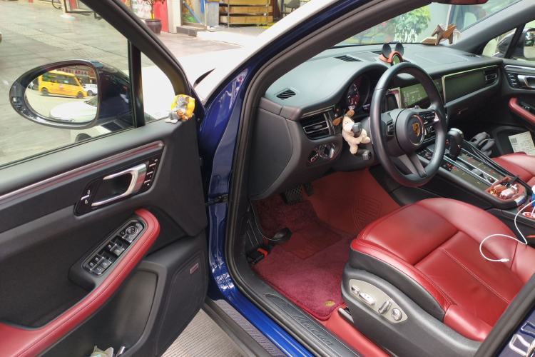 Used Porsche Macan 2022 Macan 2.0T Driver Seat