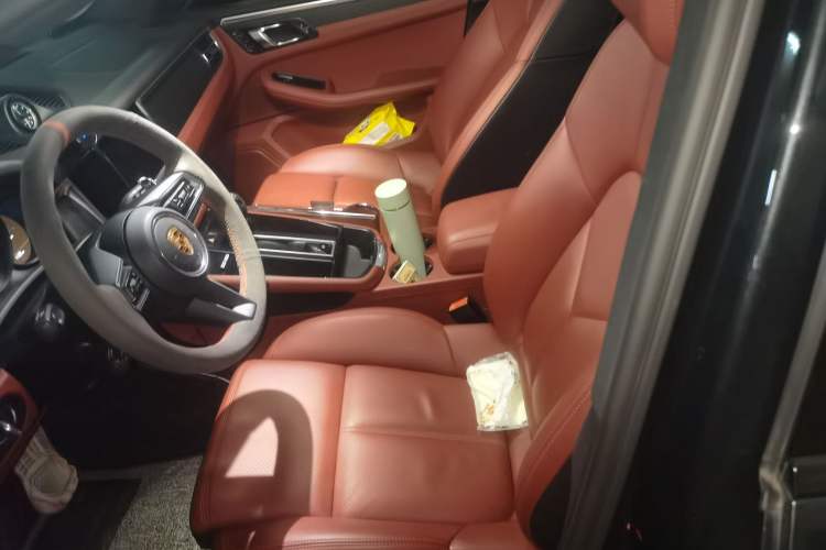 Used Porsche Macan 2022 Macan 2.0T Driver Seat