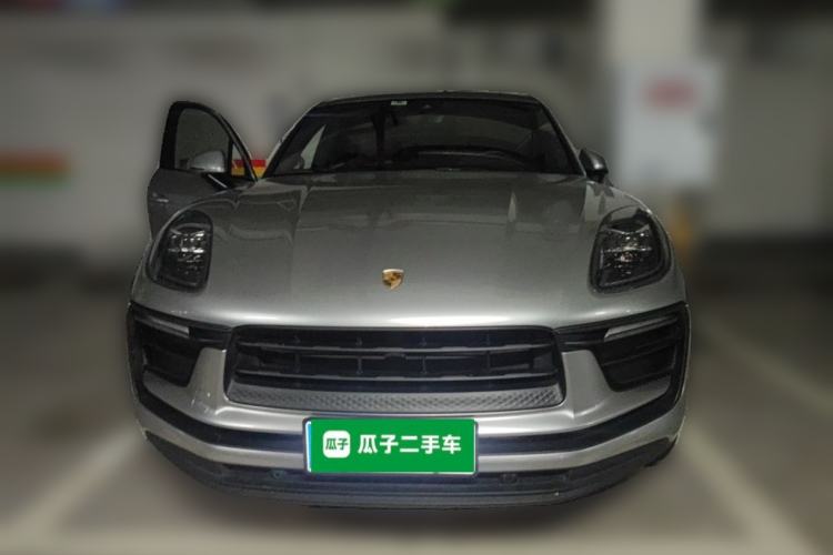 Used Porsche Macan 2022 Macan 2.0T Front