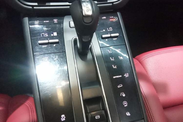 Used Porsche Macan 2022 Macan 2.0T Gear Lever