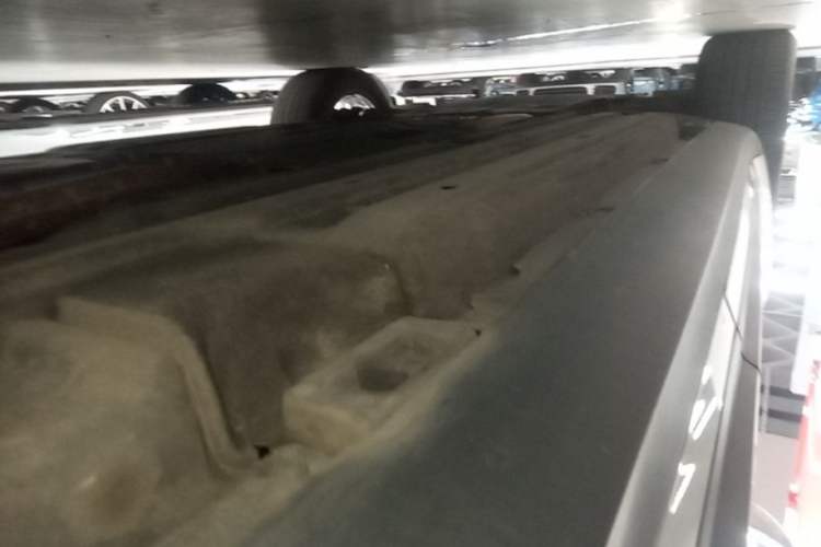 Used Porsche Macan 2022 Macan 2.0T Left Side Sill