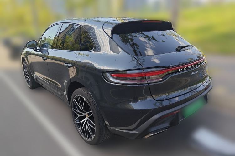 Used Porsche Macan 2022 Macan 2.0T Rear Left 45 Deg