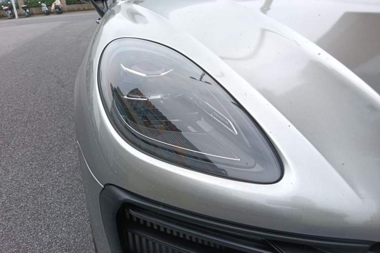 Used Porsche Macan 2022 Macan S 2.9T Right Front Headlight