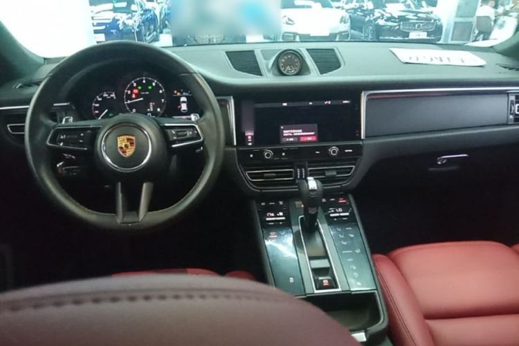Used Porsche Macan 2022 Macan 2.0T Steering Wheel