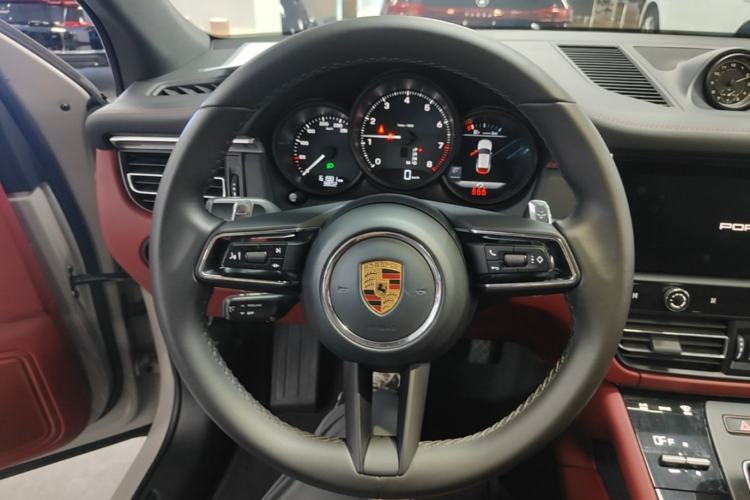 Used Porsche Macan 2022 Macan 2.0T Steering Wheel