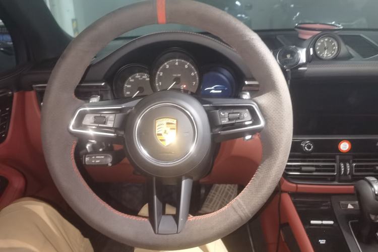 Used Porsche Macan 2022 Macan 2.0T Steering Wheel