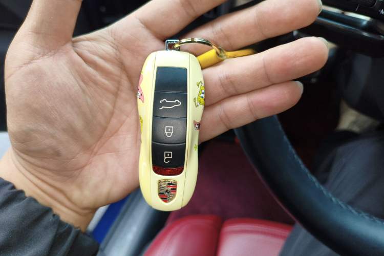 Used Porsche Macan 2022 Macan 2.0T Vehicle Key