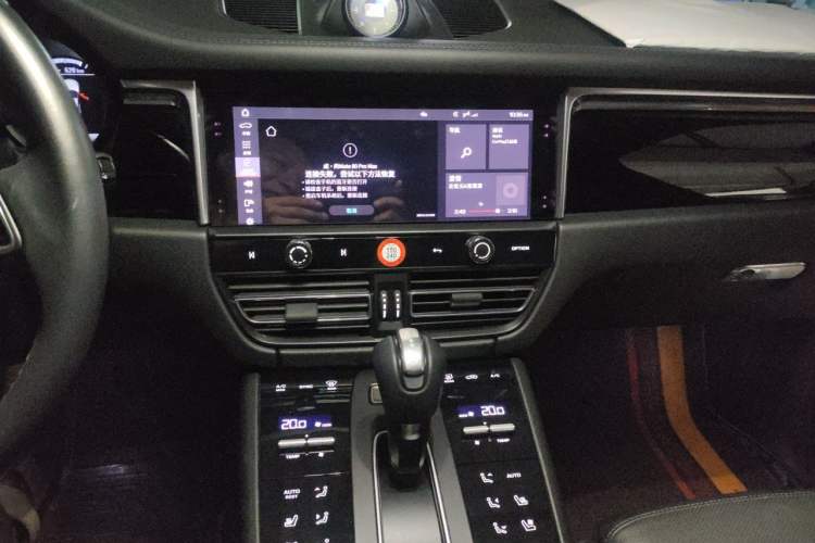 Used Porsche Macan 2022 Macan S 2.9T Audio And AC Panel