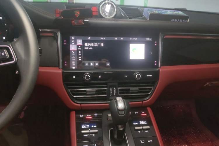 Used Porsche Macan 2022 Macan 2.0T Audio And AC Panel