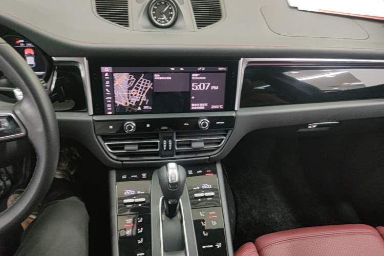 Used Porsche Macan 2022 Macan 2.0T Audio And AC Panel