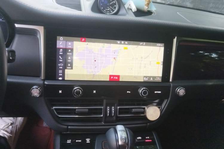 Used Porsche Macan 2022 Macan 2.0T Audio And AC Panel