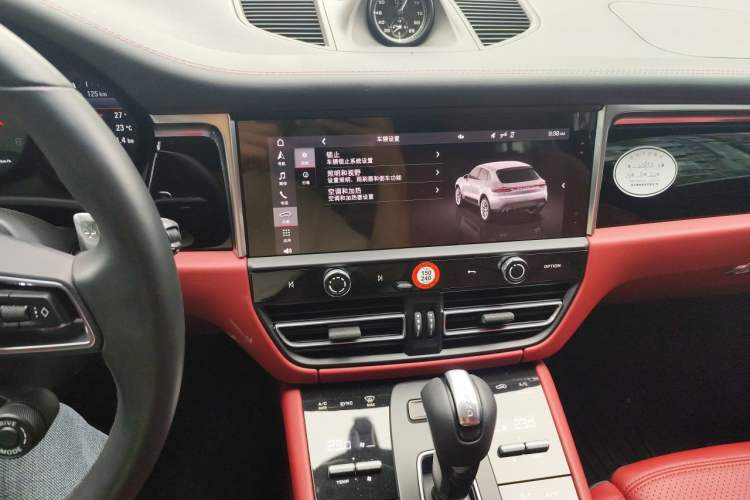 Used Porsche Macan 2022 Macan S 2.9T Audio And AC Panel