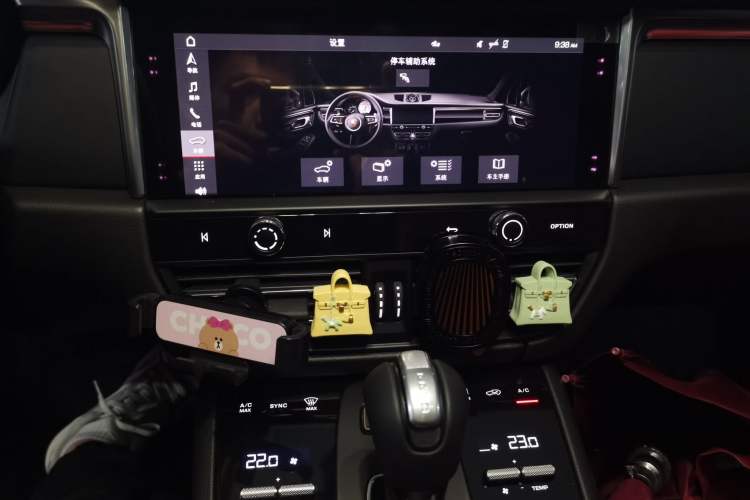 Used Porsche Macan 2022 Macan 2.0T Audio And AC Panel
