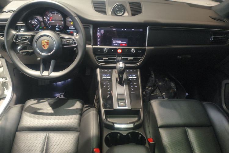 Used Porsche Macan 2022 Macan 2.0T Center Console