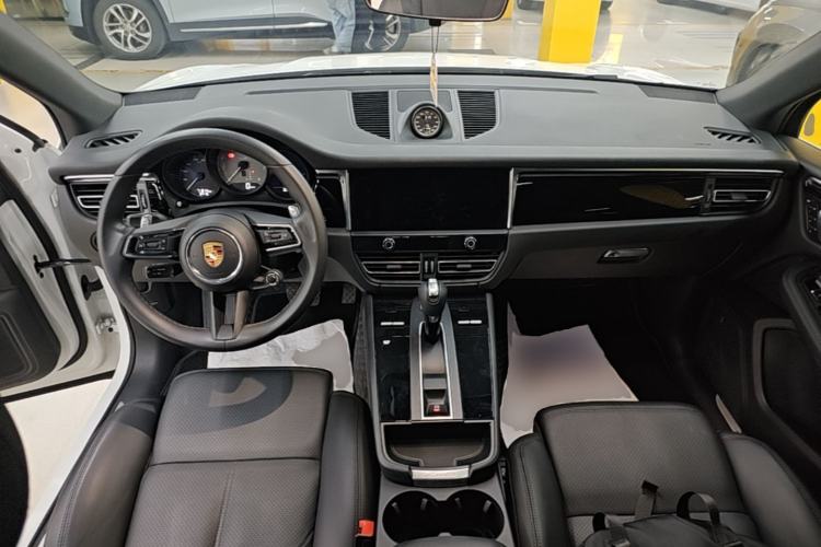Used Porsche Macan 2022 Macan S 2.9T Center Console