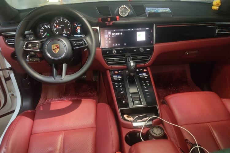 Used Porsche Macan 2022 Macan 2.0T Center Console