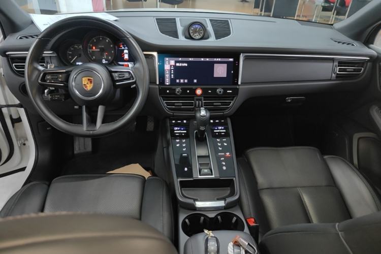 Used Porsche Macan 2022 Macan 2.0T Center Console