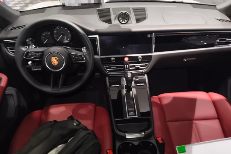 Used Porsche Macan 2022 Macan 2.0T Center Console