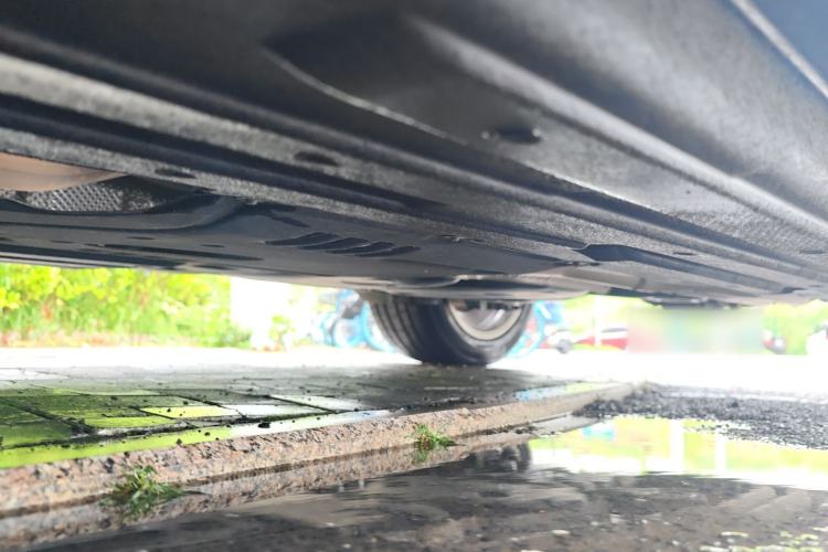 Used Porsche Macan 2022 Macan 2.0T Chassis Front Left