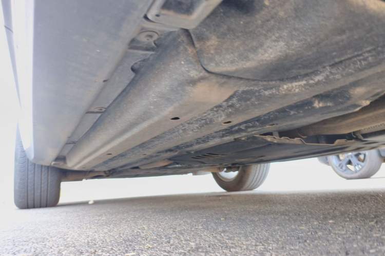 Used Porsche Macan 2022 Macan 2.0T Chassis Rear Left