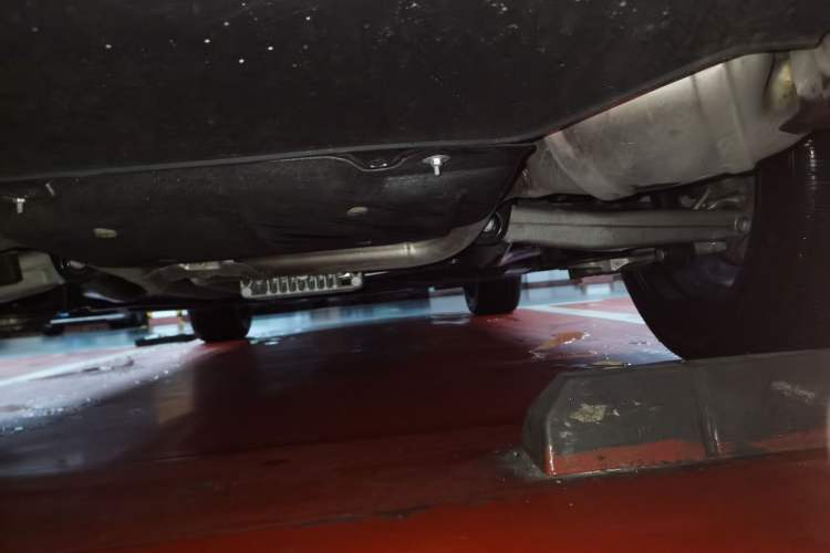 Used Porsche Macan 2022 Macan 2.0T Chassis Rear