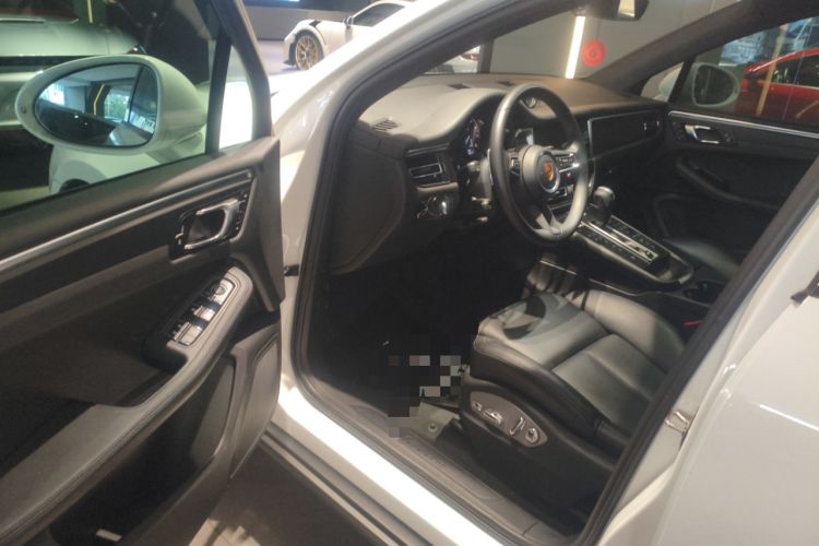 Used Porsche Macan 2022 Macan 2.0T Driver Seat