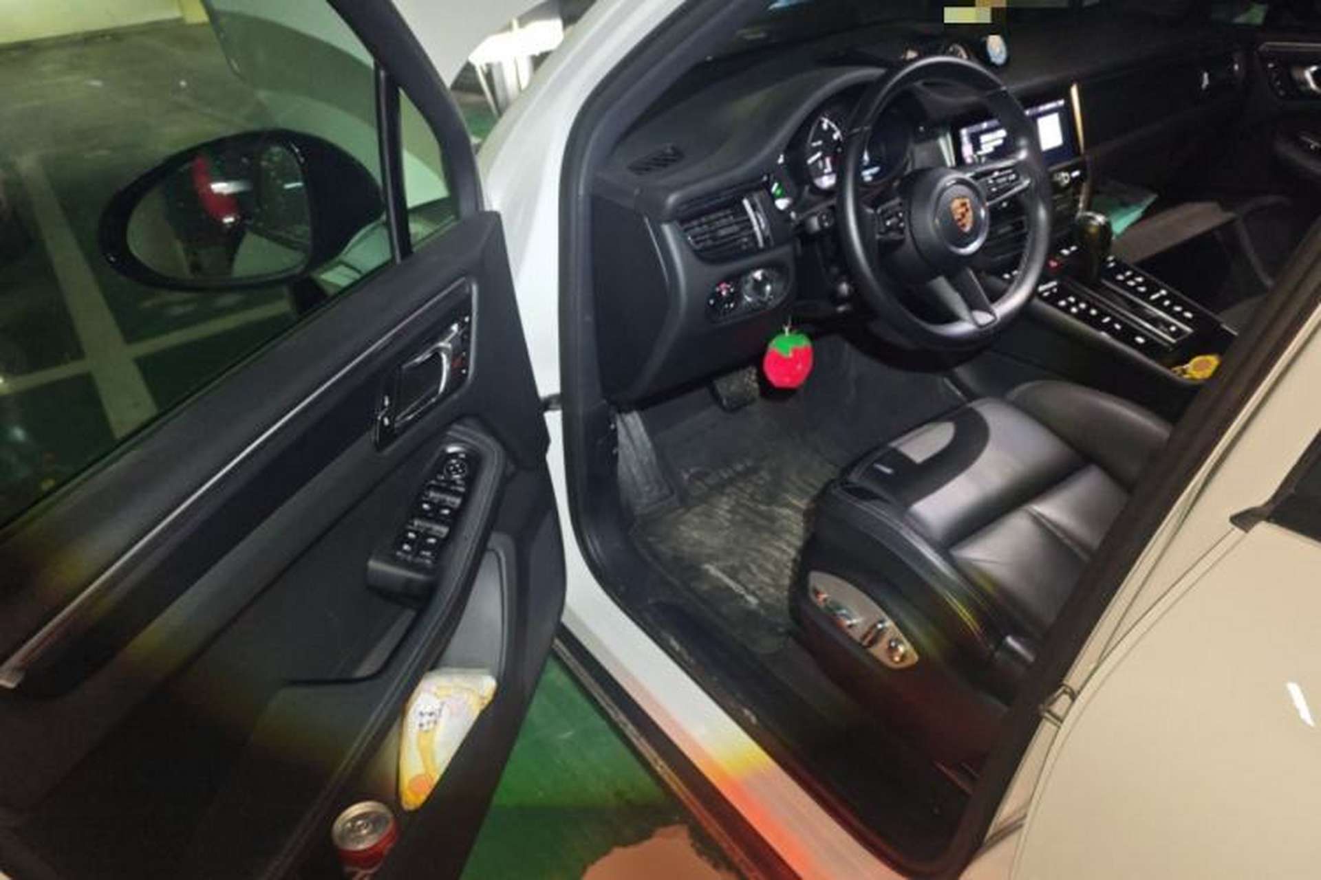 Used Porsche Macan 2022 Macan 2.0T Driver Seat
