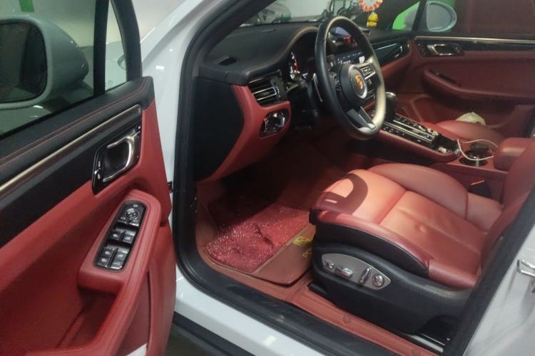 Used Porsche Macan 2022 Macan 2.0T Driver Seat