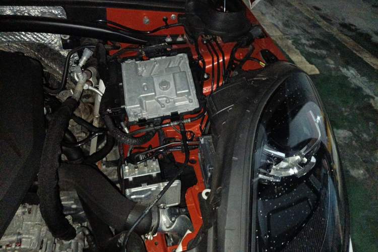 Used Porsche Macan 2022 Macan 2.0T Engine Bay Left