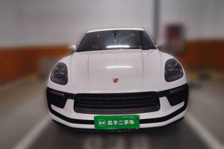 Used Porsche Macan 2022 Macan 2.0T Front