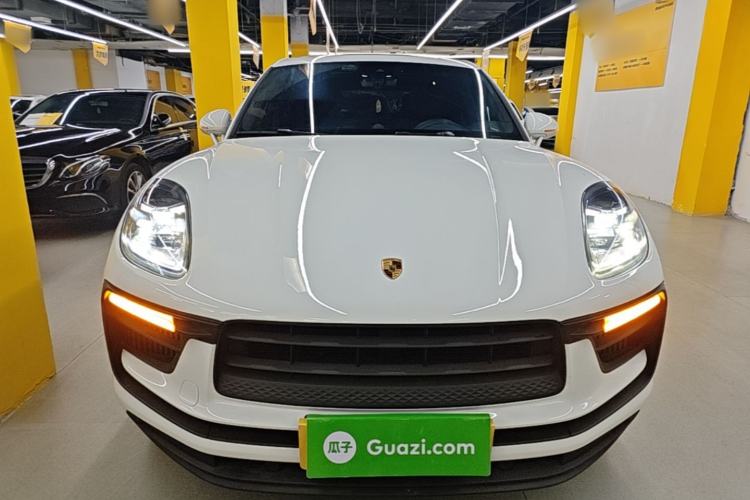 Used Porsche Macan 2022 Macan S 2.9T Front