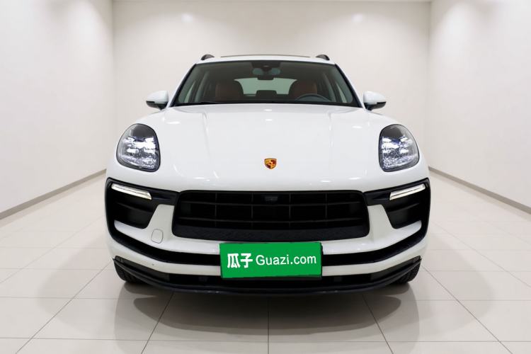 Used Porsche Macan 2022 Macan 2.0T Front