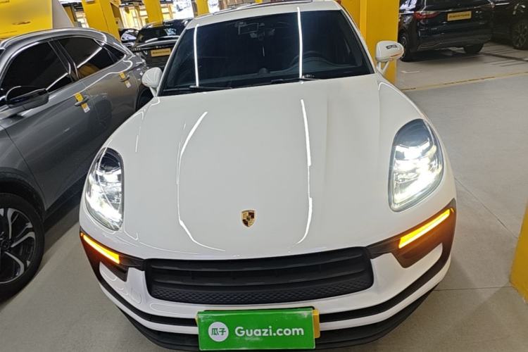 Used Porsche Macan 2022 Macan S 2.9T Front