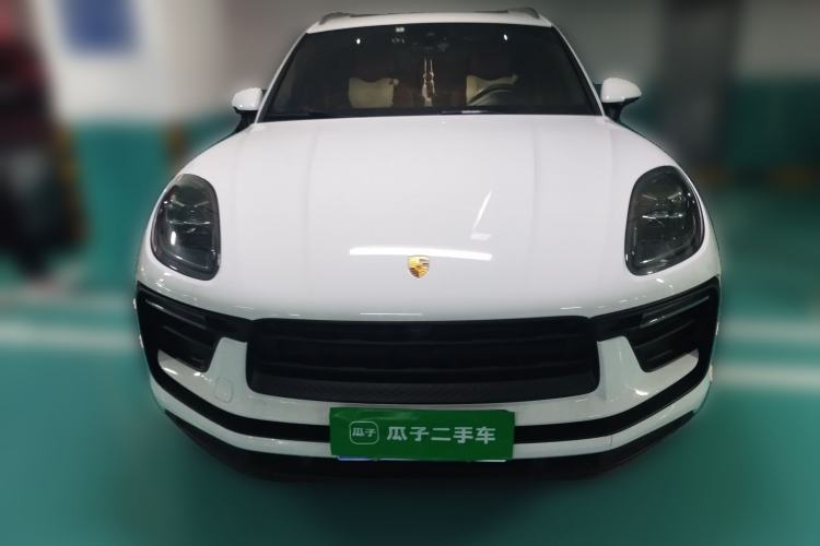 Used Porsche Macan 2022 Macan 2.0T Front