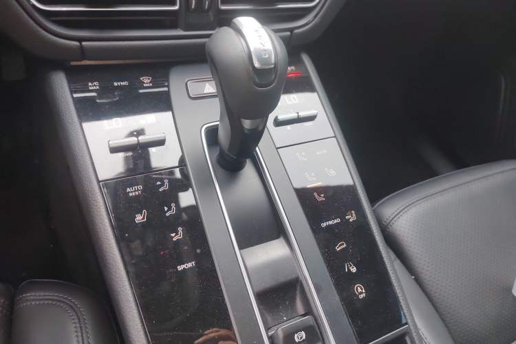 Used Porsche Macan 2022 Macan T 2.0T Gear Lever