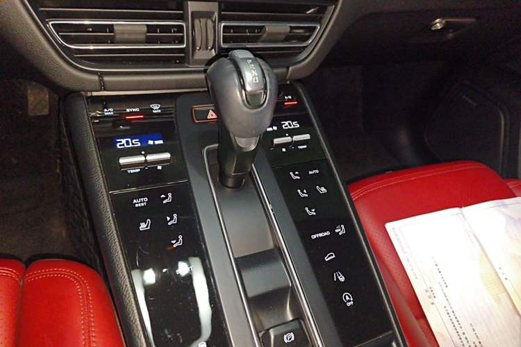 Used Porsche Macan 2022 Macan 2.0T Gear Lever