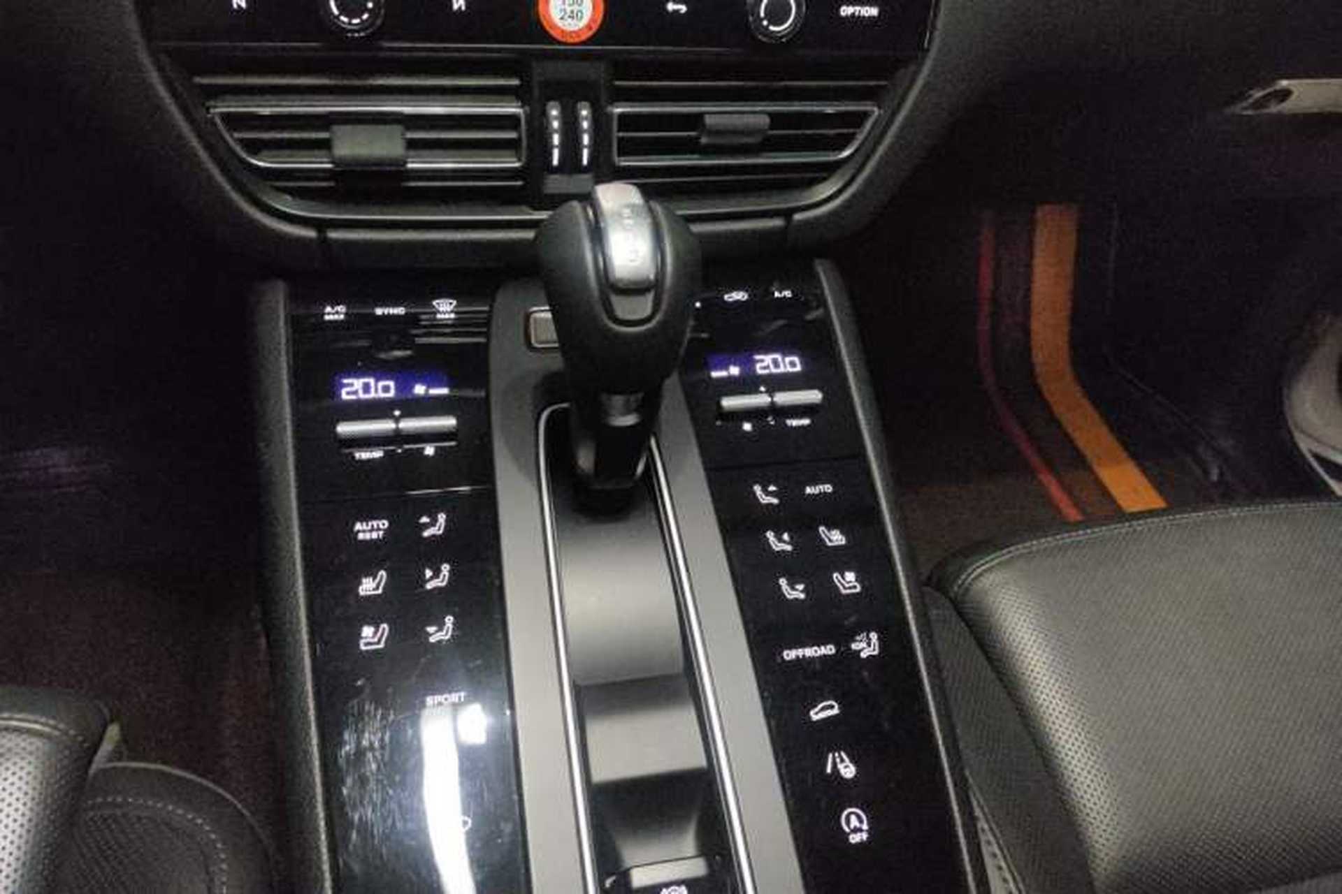 Used Porsche Macan 2022 Macan S 2.9T Gear Lever