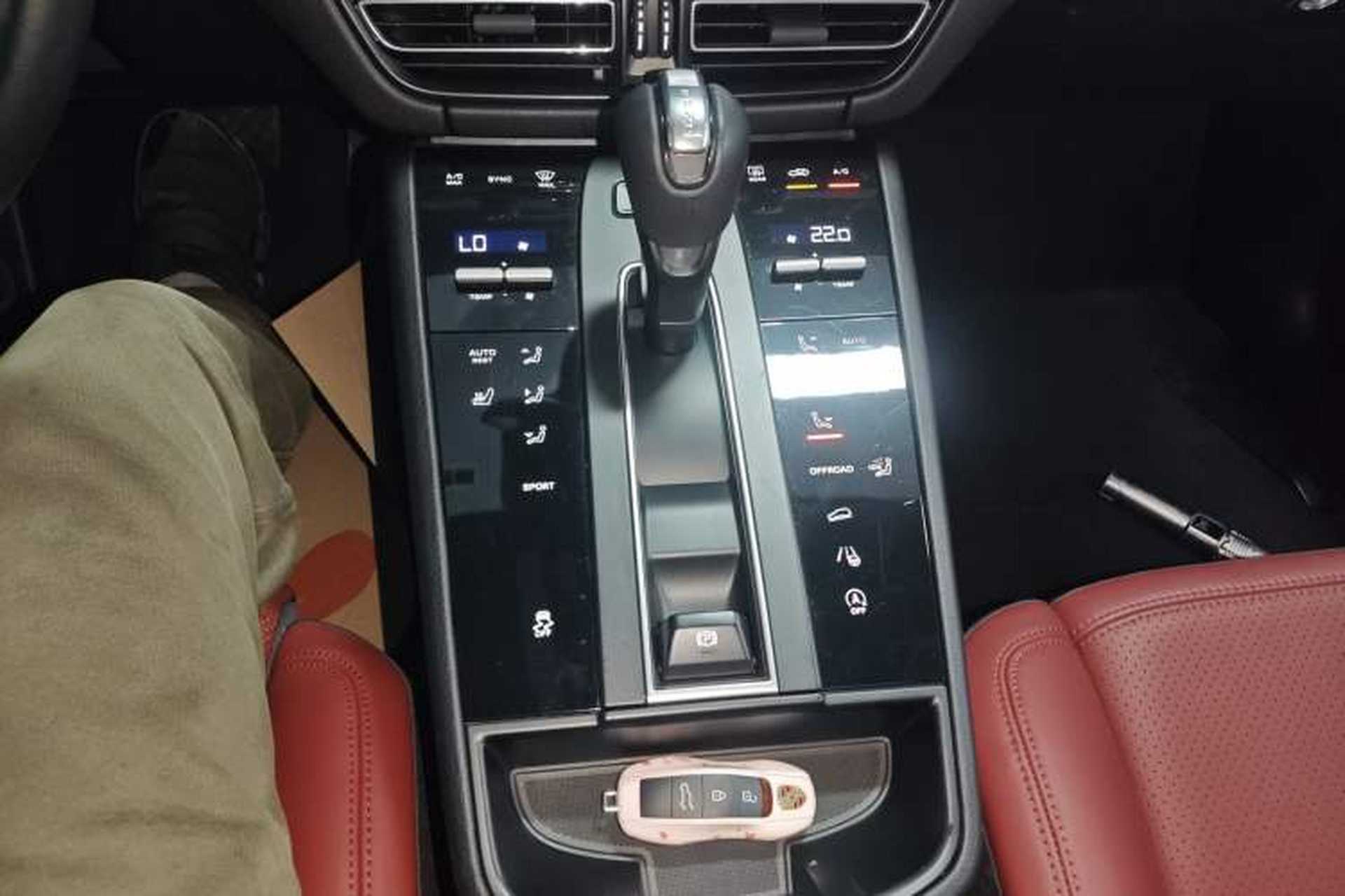 Used Porsche Macan 2022 Macan 2.0T Gear Lever
