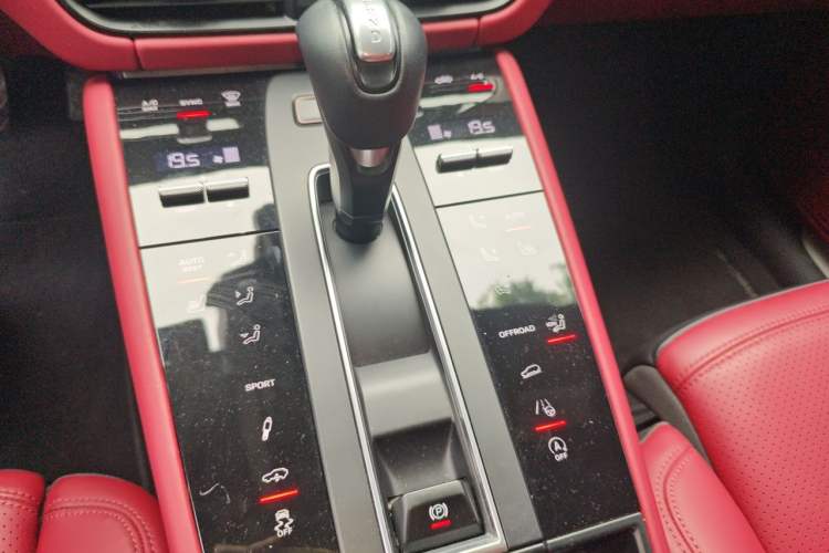 Used Porsche Macan 2022 Macan S 2.9T Gear Lever