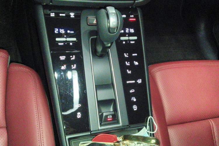 Used Porsche Macan 2022 Macan T 2.0T Gear Lever