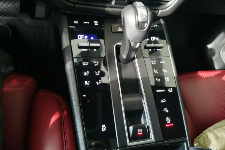 Used Porsche Macan 2022 Macan 2.0T Gear Lever