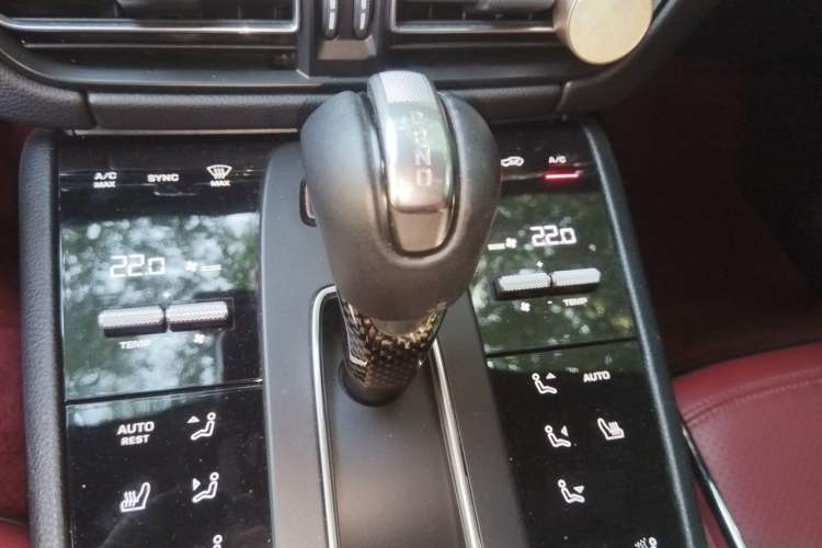 Used Porsche Macan 2022 Macan 2.0T Gear Lever